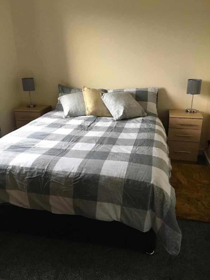 No 5 Newly Refurbished 4 Bedroom House Cononbridge Екстериор снимка